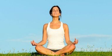 technique for performing exercises to lose weight in the abdomen and sides